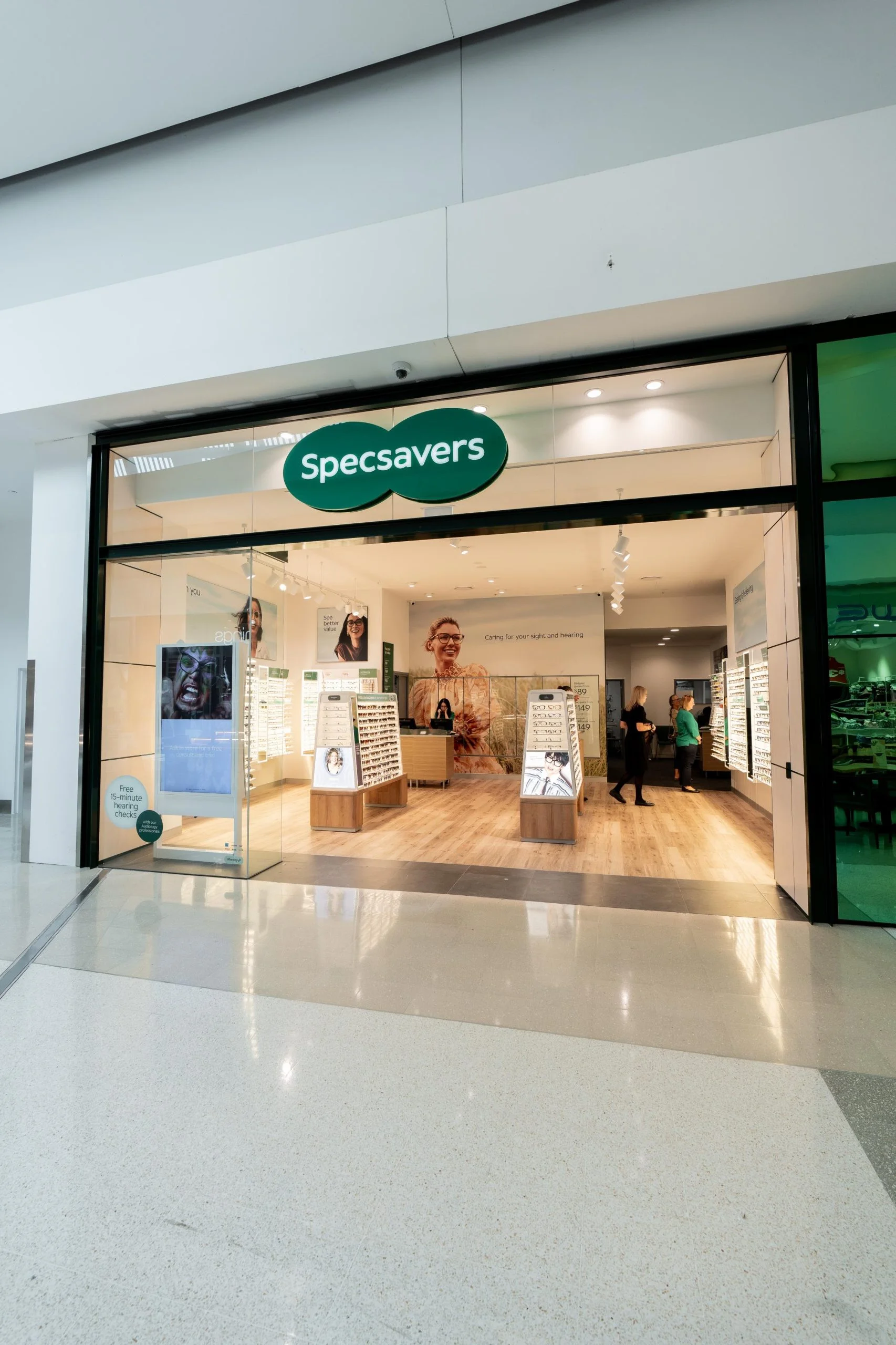 Custom glass solutions for businesses